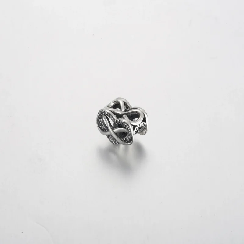 (zdjęcie do) Zawieszka Pandora Family Infinity z czerwonym sercem - 792246C01 - Wyświetl 2