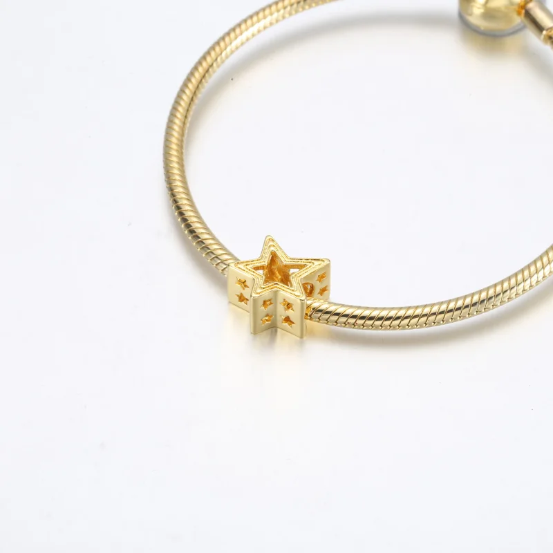 (zdjęcie do) Zawieszka Pandora Promienna Gwiazda - 752361C00 - Wyświetl 5