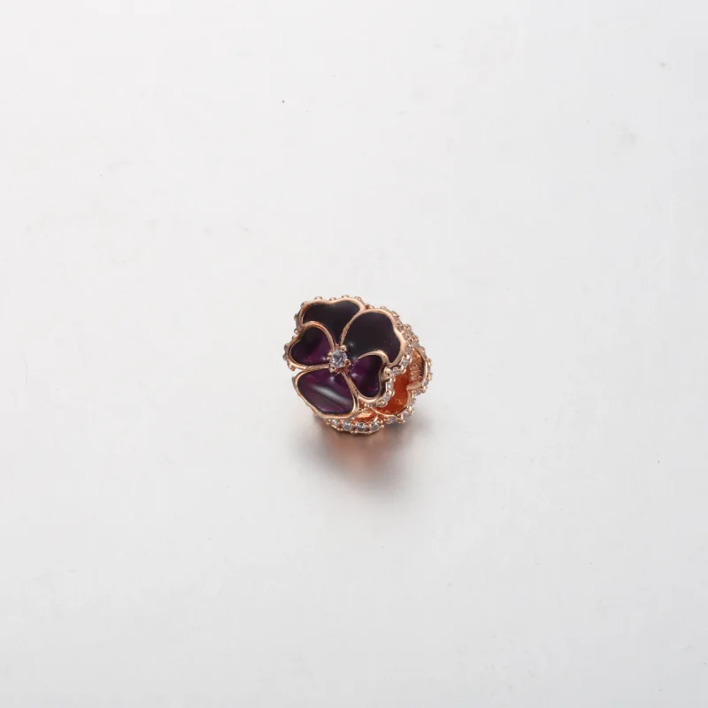 (zdjęcie do) Zawieszka Pandora w kolorze głębokiego fioletu z bratkiem - 780777C01 - Wyświetl 2