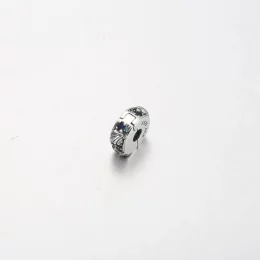 Zawieszka Pandora z tropikalną rozgwiazdą i muszlą - 791678C01