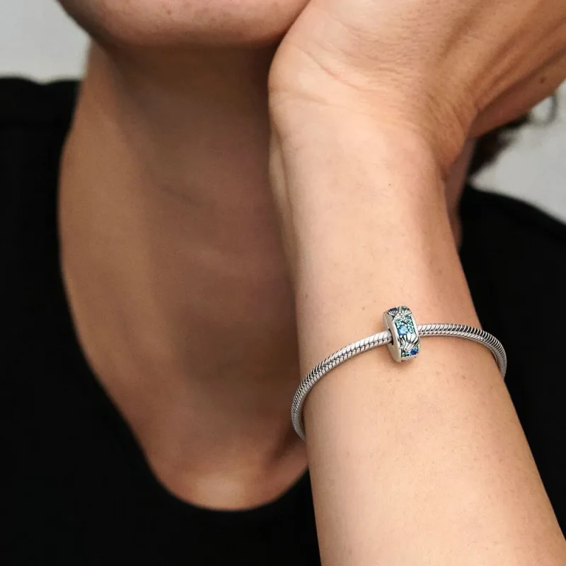 (zdjęcie do) Zawieszka Pandora z tropikalną rozgwiazdą i muszlą - 791678C01 - Wyświetl 5