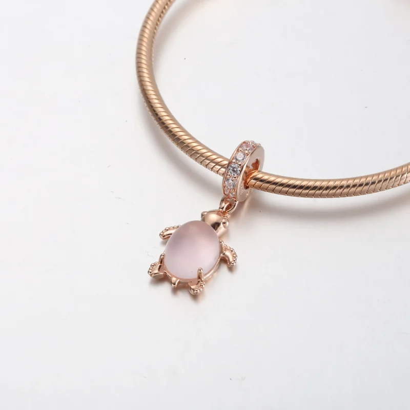 (zdjęcie do) Zawieszka Pandora ze szkła Murano w kształcie różowego żółwia morskiego - 788939 - Wyświetl 4
