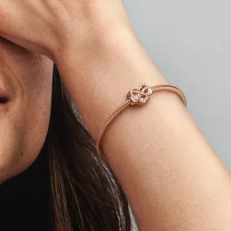 Zawieszka w kształcie różowego serca Pandora Family - 782246C01
