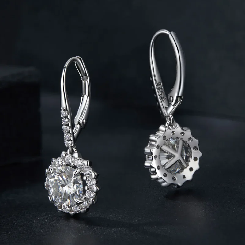 (zdjęcie do) Kolczyki PANDORA Style Sparkling 1Ct Moissanite (dwa certyfikaty) - MSE046 - Wyświetl 2