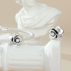 Trójwymiarowy wisiorek w stylu PANDORA w kształcie róży - SCC2705