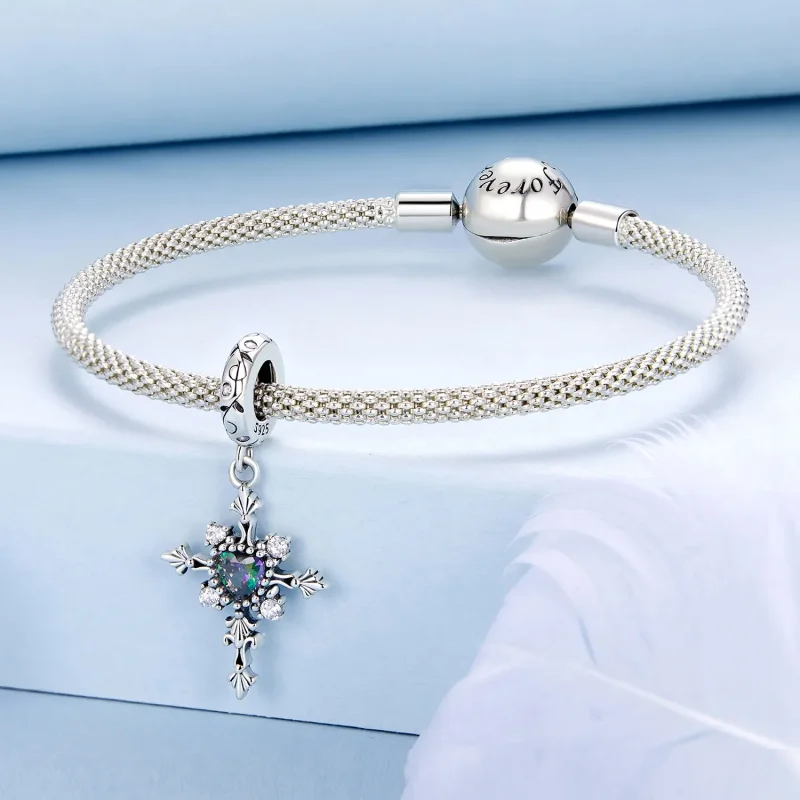 (zdjęcie do) Zawieszka z krzyżem w stylu PANDORA - BSC970 - Wyświetl 3