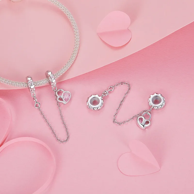 (zdjęcie do) Łańcuszek zabezpieczający w stylu Lover Heart Lock PANDORA - BSC975 - Wyświetl 4