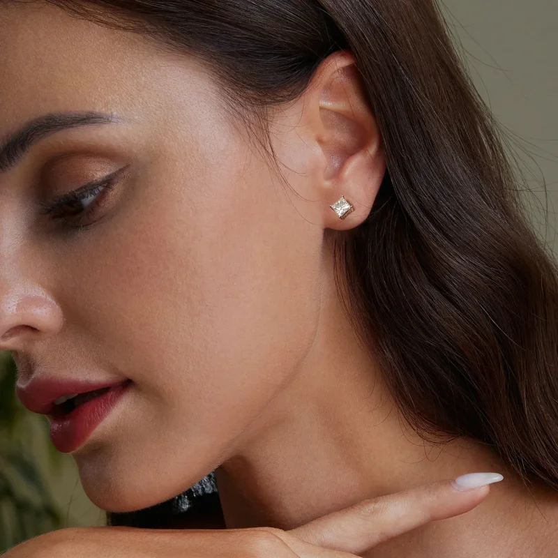 (zdjęcie do) Kolczyki Moissanite w stylu PANDORA Princess (dwa certyfikaty) - MSE047-L - Wyświetl 7