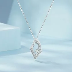 Naszyjnik w geometrycznym stylu PANDORA - SCN517