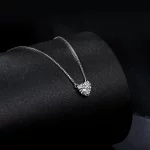 Wykwintny naszyjnik z Moissanite w kształcie serca w kształcie serca PANDORA (jeden certyfikat) - MSN032