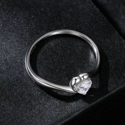 Wykwintny pierścionek Moissanite w stylu PANDORA (jeden certyfikat) - MSR047