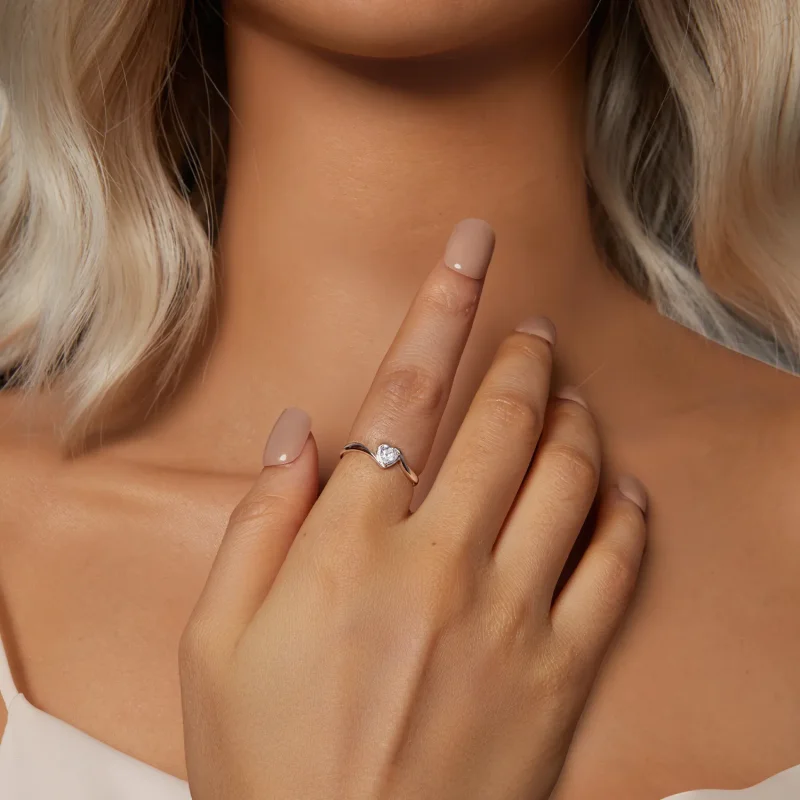(zdjęcie do) Wykwintny pierścionek Moissanite w stylu PANDORA (jeden certyfikat) - MSR047 - Wyświetl 6