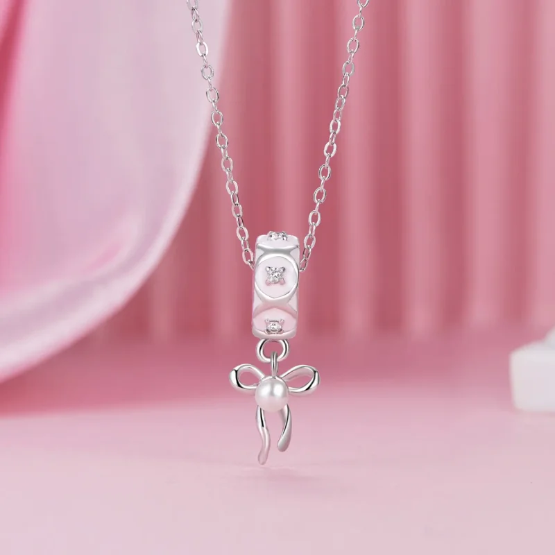 (zdjęcie do) Zawieszka z klamrą w kształcie kokardy baletowej w stylu PANDORA - SCC2763 - Wyświetl 3