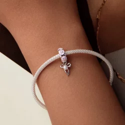 Zawieszka z klamrą w kształcie kokardy baletowej w stylu PANDORA - SCC2763