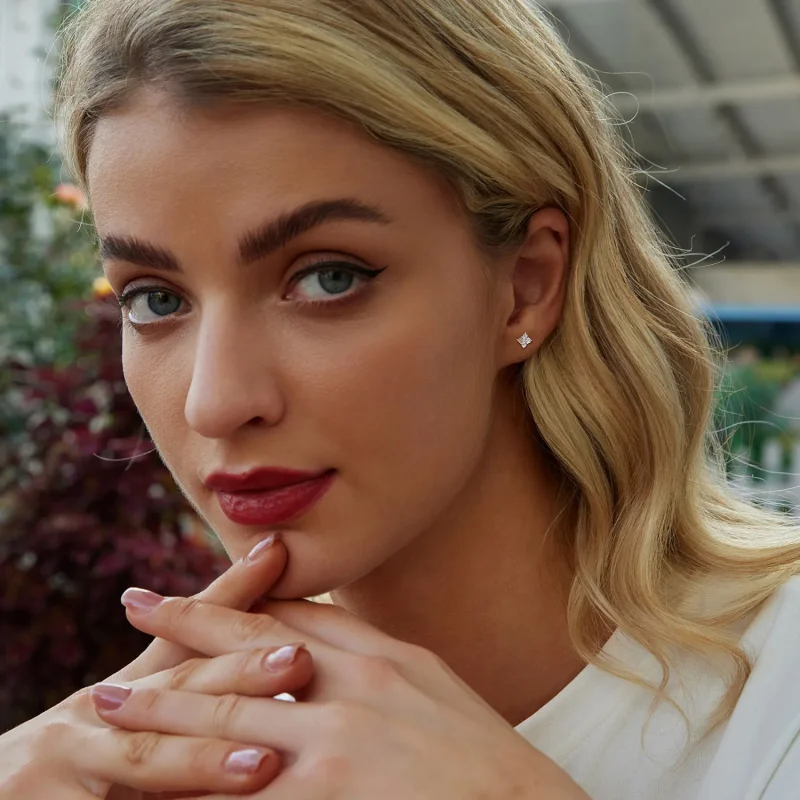 (zdjęcie do) Kolczyki moissanite z czterolistną koniczynką PANDORA Style (z jednym certyfikat - Wyświetl 7