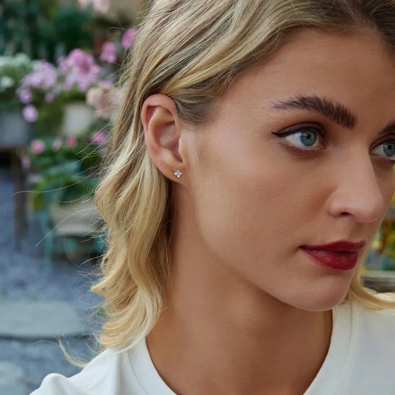 (zdjęcie do) Kolczyki moissanite z czterolistną koniczynką PANDORA Style (z jednym certyfikat - Wyświetl 9