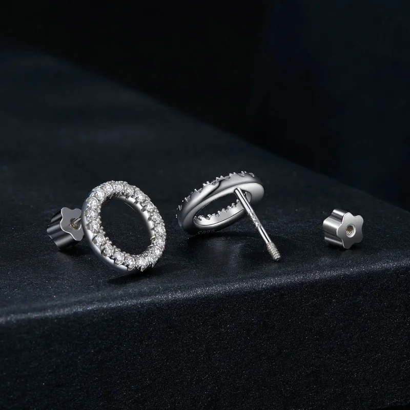 (zdjęcie do) Kolczyki PANDORA Style Starry Night Moissanite 0,013 ct (dwa certyfikaty) - MSE0 - Wyświetl 2