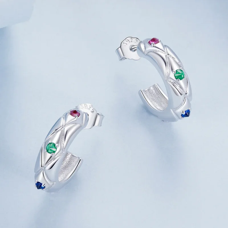 (zdjęcie do) Kolczyki w kształcie diamentów w stylu vintage PANDORA - BSE1032 - Wyświetl 3