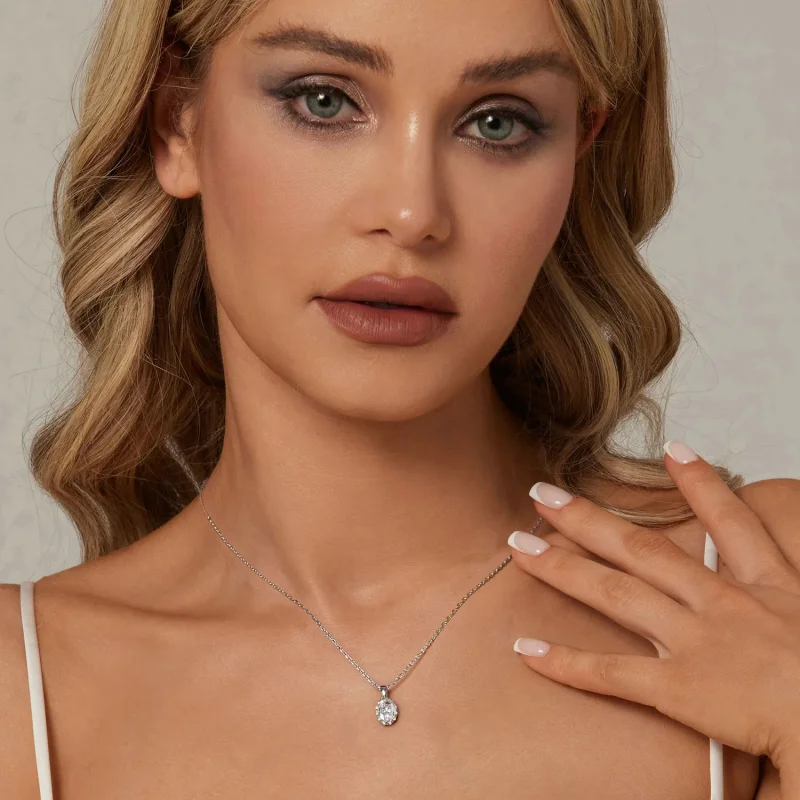 (zdjęcie do) Naszyjnik PANDORA Style Brilliant Beauty 1-karatowy Moissanite (z jednym certyfi - Wyświetl 6