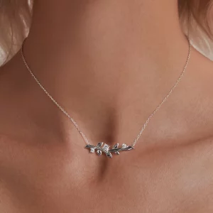 Naszyjnik w kształcie liścia PANDORA - BSN391