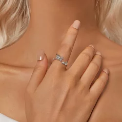 Otwarty pierścień w kształcie muszli PANDORA - BSR554-E