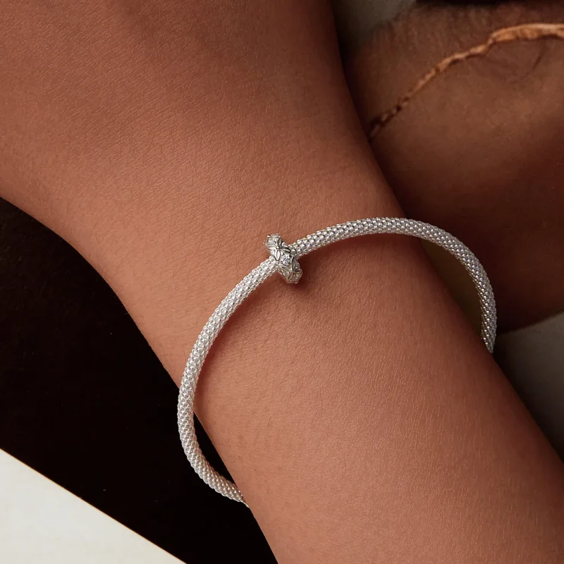 (zdjęcie do) PANDORA Style Silikonowa zawieszka dystansowa z wytłoczonym wzorem - BSC1011 - Wyświetl 7