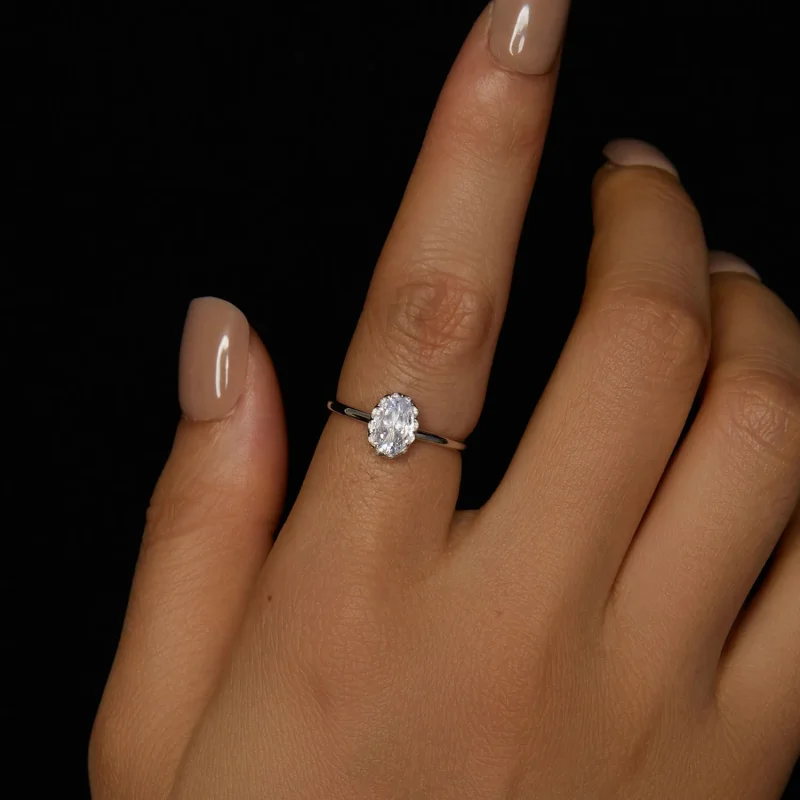 (zdjęcie do) Pierścionek Moissanite PANDORA Style Brilliant Beauty 1-karatowy (z jednym certy - Wyświetl 4