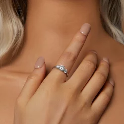 Pierścionek PANDORA Style Romantic 1-karatowy Moissanite (z jednym certyfikatem) - MSR051-E