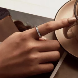Pierścionek z nieskończoną pętlą w stylu PANDORA - BSR561