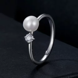 Pierścionek z perłą naturalną moissanit PANDORA Style (z jednym certyfikatem) - MSR053