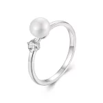 Pierścionek z perłą naturalną moissanit PANDORA Style (z jednym certyfikatem) - MSR053