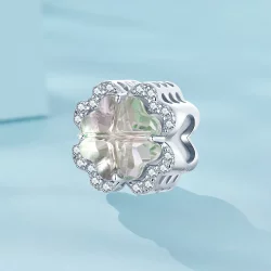 Zawieszka w kształcie czterolistnej koniczyny PANDORA - SCC2803