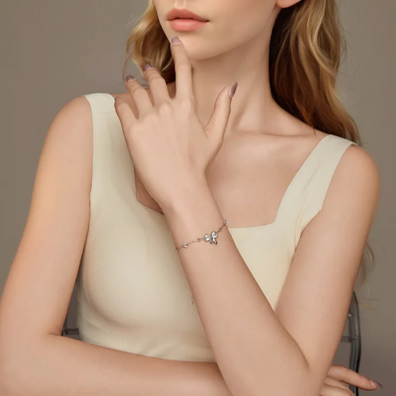 (zdjęcie do) Bransoletka Pandora Style Sparkling Bow - BSB188 - Wyświetl 8