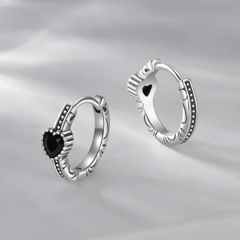 (zdjęcie do) Kolczyki PANDORA Style Heart of Night - SCE1800 - Wyświetl 3