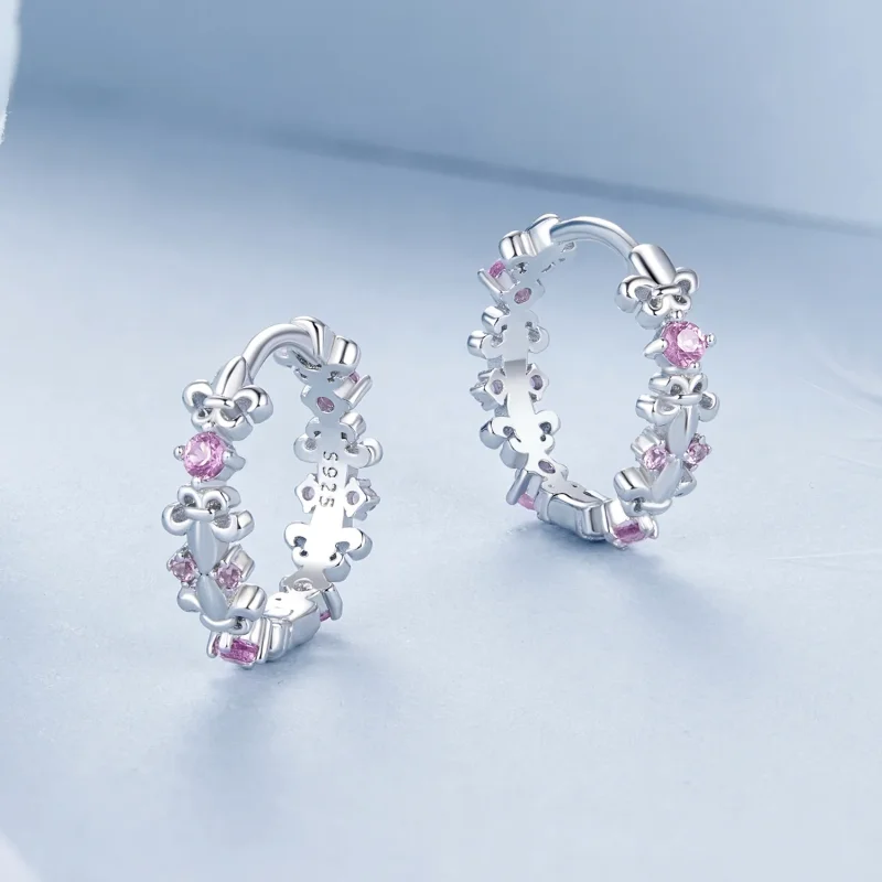 (zdjęcie do) Kolczyki PANDORA Style Iris - BSE1046 - Wyświetl 3