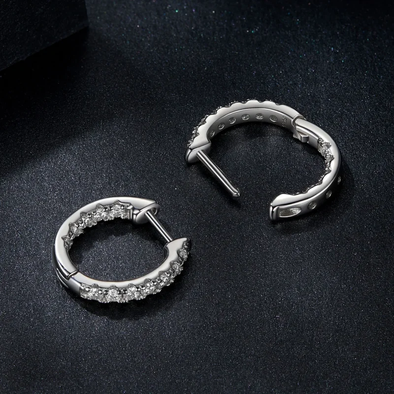 (zdjęcie do) Kolczyki PANDORA Style Moissanite błyszczące (z jednym certyfikatem) - MSE060 - Wyświetl 4