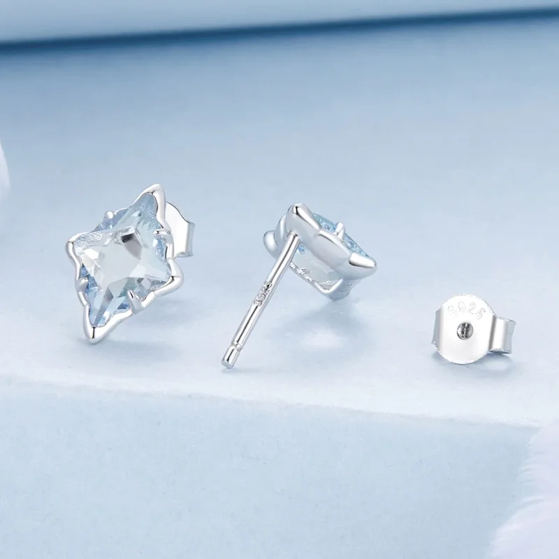 (zdjęcie do) Kolczyki PANDORA Style Star - BSE1050 - Wyświetl 2