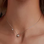 Naszyjnik typu drop z moissanitem o masie 0,5 ct w stylu PANDORA (z jednym certyfikatem) - MSN037
