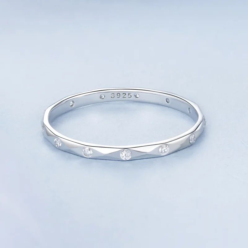 (zdjęcie do) PANDORA Style Lśniący diamentowy mały pojedynczy pierścionek - BSR578 - Wyświetl 3