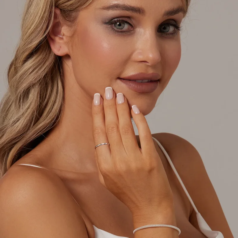(zdjęcie do) PANDORA Style Lśniący diamentowy mały pojedynczy pierścionek - BSR578 - Wyświetl 7