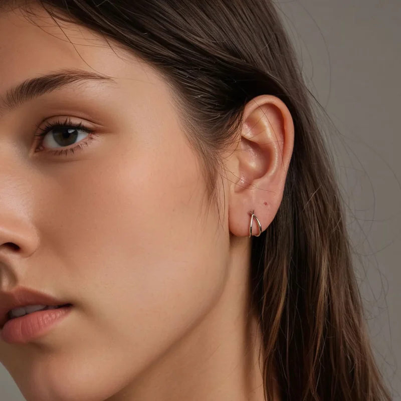 (zdjęcie do) PANDORA Style Wykwintna srebrna klamra do ucha - BSE1053 - Wyświetl 8