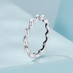 Pierścionek metalowy w stylu PANDORA Twisted - SCR1047