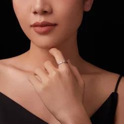 Pierścionek PANDORA Style Exquisite lśniący (jeden certyfikat) - MSR062