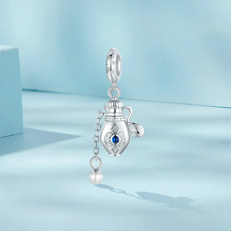 (zdjęcie do) Zawieszka w kształcie butelki perfum w stylu vintage PANDORA - SCC2912 - Wyświetl 2