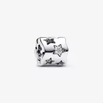Charms Pandora Lśniąca gwiazdka z wycięciami - 792827C01