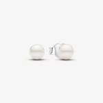 Kolczyki sztyfty Pandora z poddaną obróbce słodkowodną perłą hodowaną 4,5 mm - 293168C01
