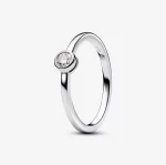 Pierścionek Pandora Era Lab-grown Diamond Bezel o wadze 0,15 karata i srebrnym srebrze próby 925 - 192894C01