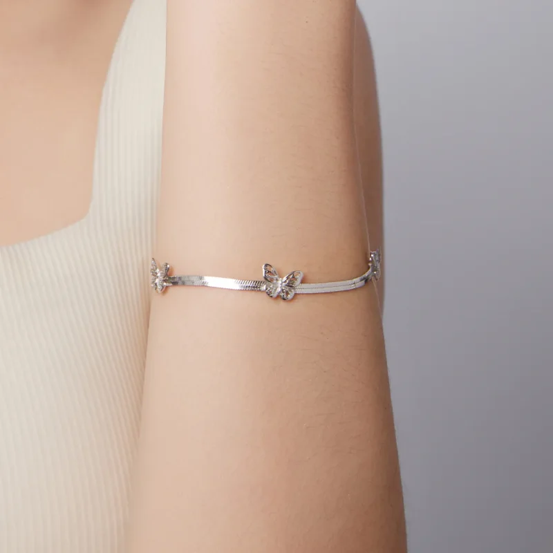 (zdjęcie do) Pandora Style Butterfly 925 Srebrna Bransoletka z Platerowaną Platyną Grace - BS - Wyświetl 8