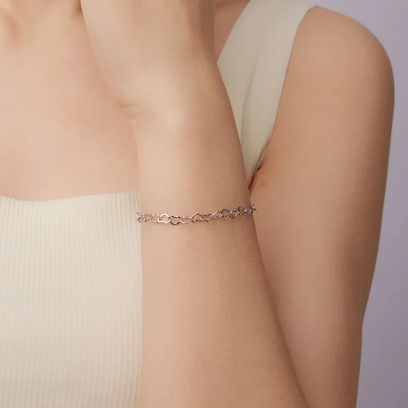 (zdjęcie do) Pandora Style 925 Srebro Próby 925 Platerowane Platyną Bransoletka z Serduszkami - Wyświetl 8