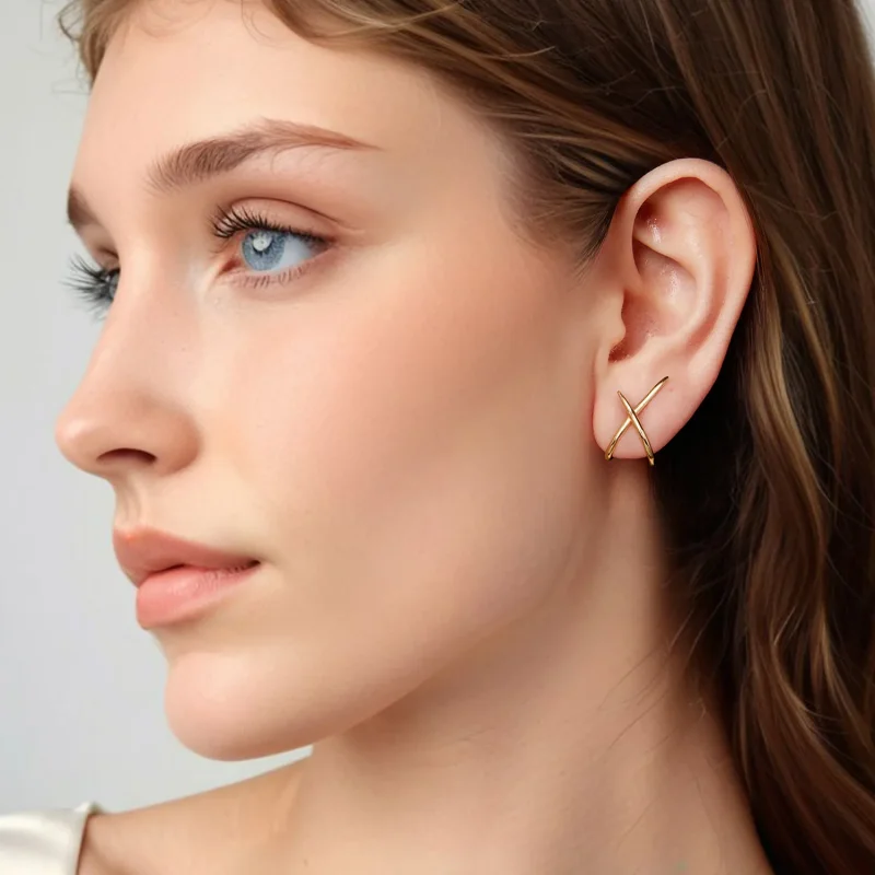 (zdjęcie do) Pandora Style S925 Srebrne Kolczyki Słupki Minimalistyczne X-Line z Pozłoceniem - Wyświetl 7